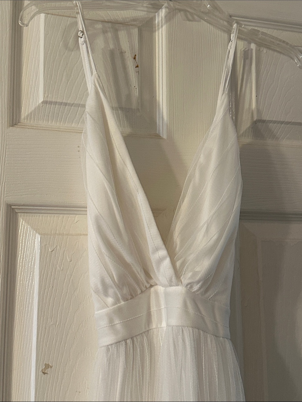V-Neck Tulle Wedding Dress. Simple, yet elegant!